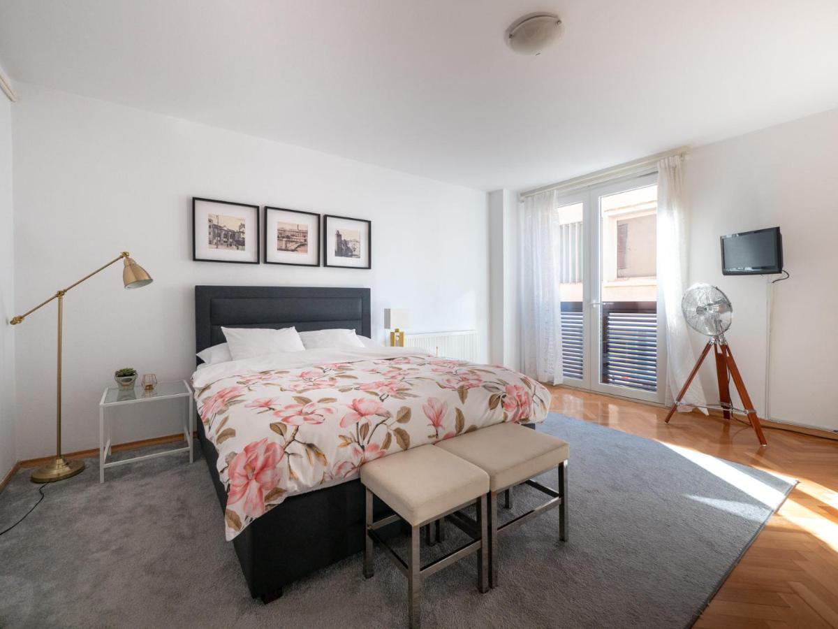 Downtown Zadar Apartments ภายนอก รูปภาพ