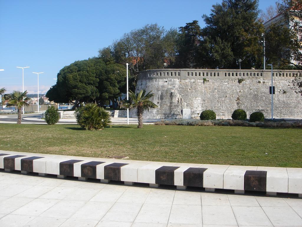 Downtown Zadar Apartments ภายนอก รูปภาพ