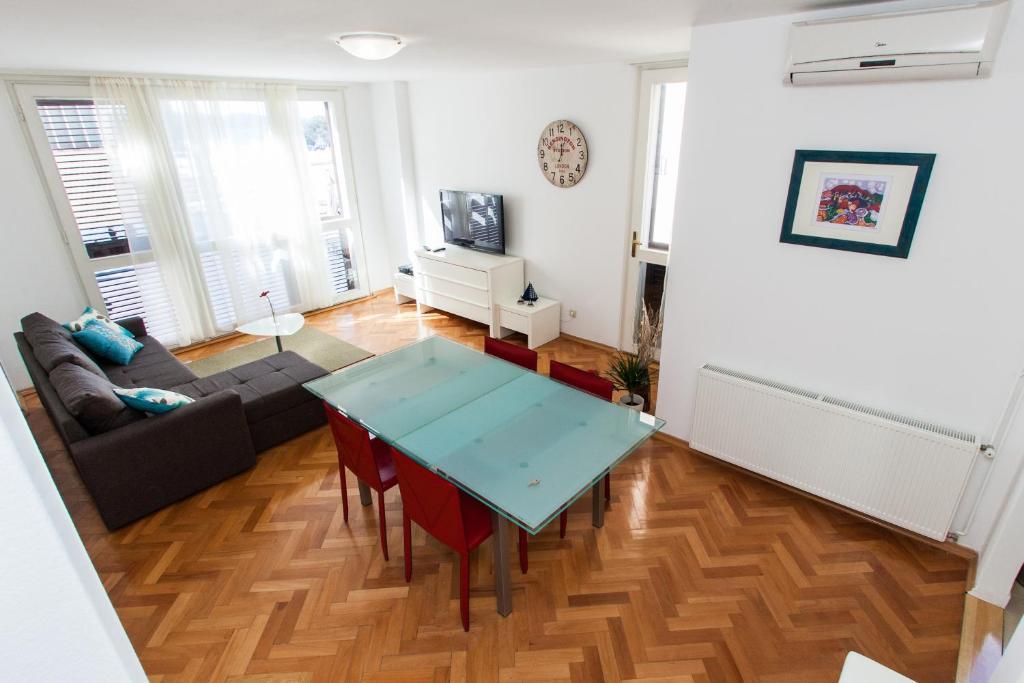 Downtown Zadar Apartments ภายนอก รูปภาพ