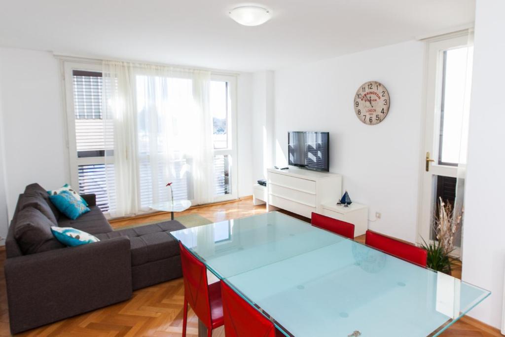 Downtown Zadar Apartments ภายนอก รูปภาพ